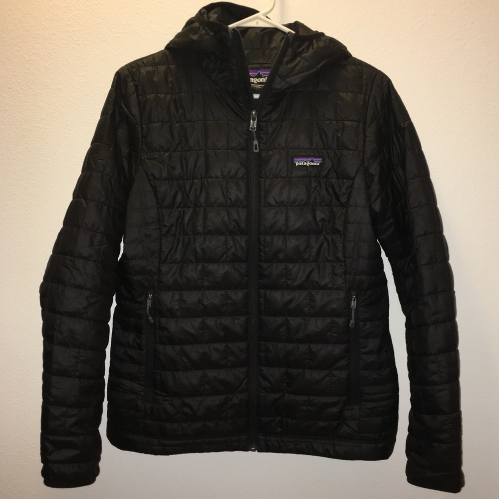 Women’s Patagonia Nano Puff with Hood. NEW!